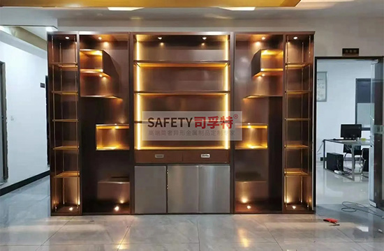 不銹鋼酒柜款式多樣，美觀時尚，經久耐用