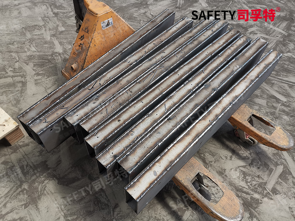 大通透玻璃建筑(陽(yáng)光房)進(jìn)入精致鋼時(shí)代擁有更多優(yōu)點(diǎn)-司孚特精制鋼(圖2) IMG_20230723_091105.jpg