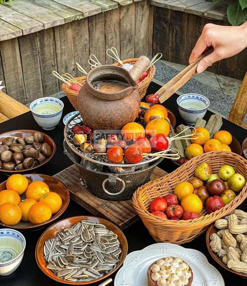 圍爐煮茶刷屏，一起來感受古詩詞中的茶風茶韻「圍爐茶桌，炭火爐」(圖1)